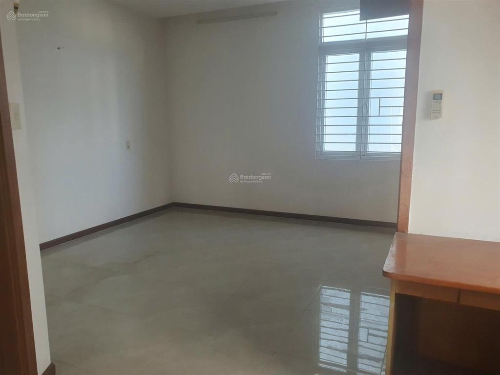 Cho thuê nhà góc 3 mt 255 lê văn thịnh, q.2, hồ chí minh