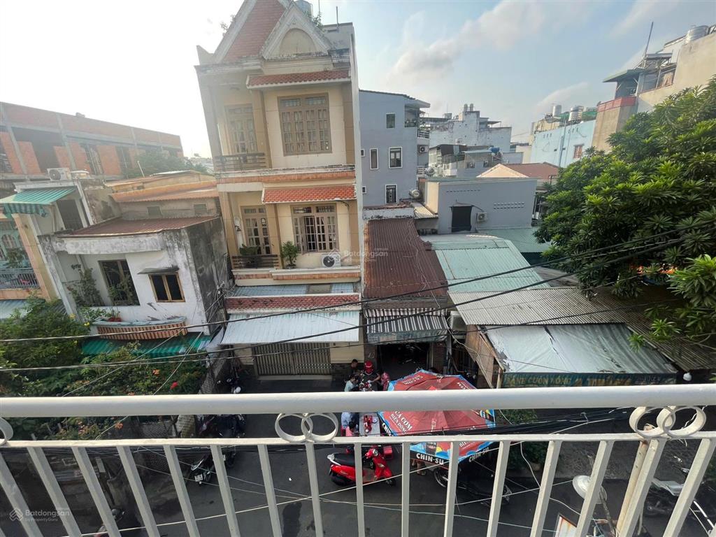 Cho thuê nhà nguyên căn phù hợp kinh doanh kết hợp ở