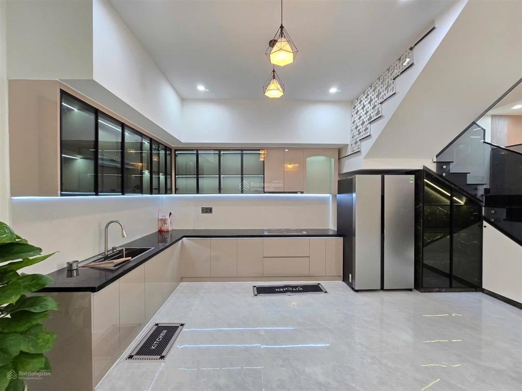 Bán nhà 3 tầng cao cấp đường nguyễn đức thiệu, cẩm lệ, đà nẵng vị trí đẹp nhà mới tinh