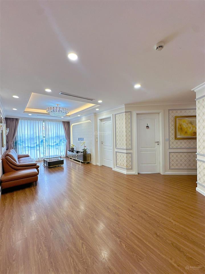 Độc quyền  căn góc  4pn + 3wc  có thương lượng