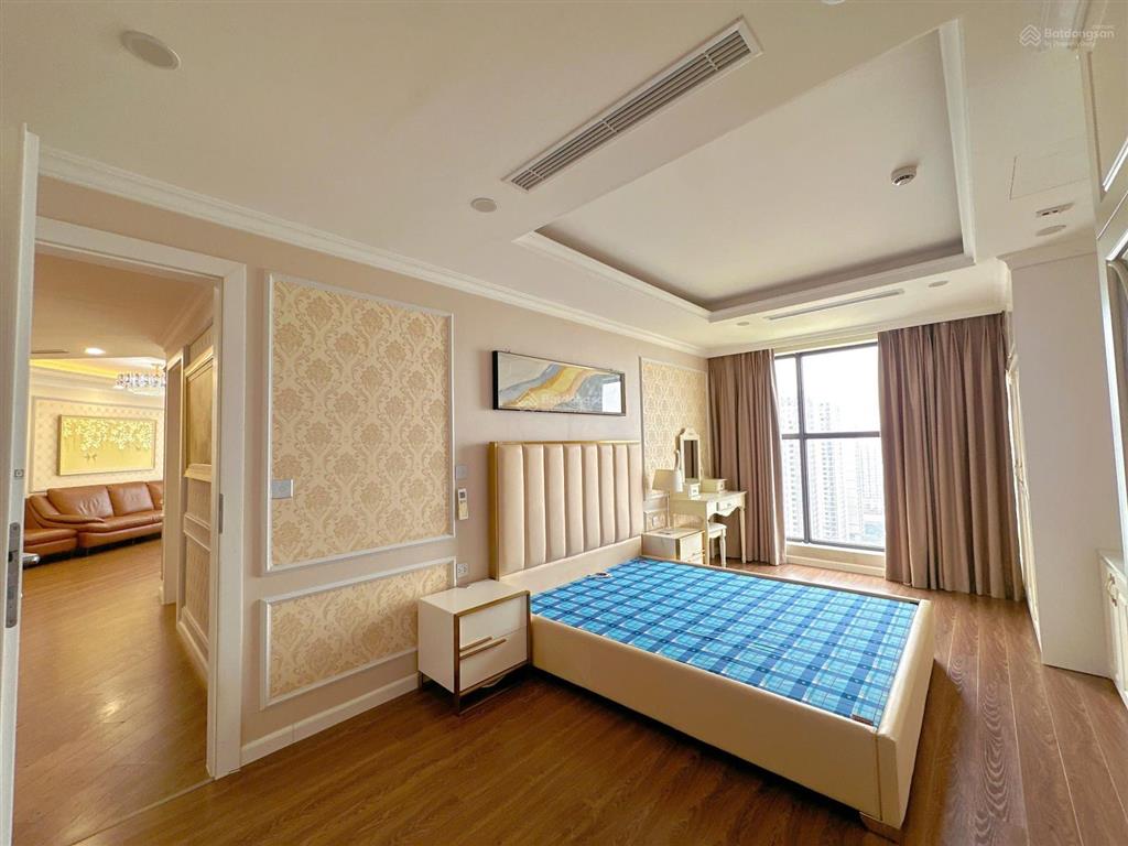 Độc quyền  căn góc  4pn + 3wc  có thương lượng