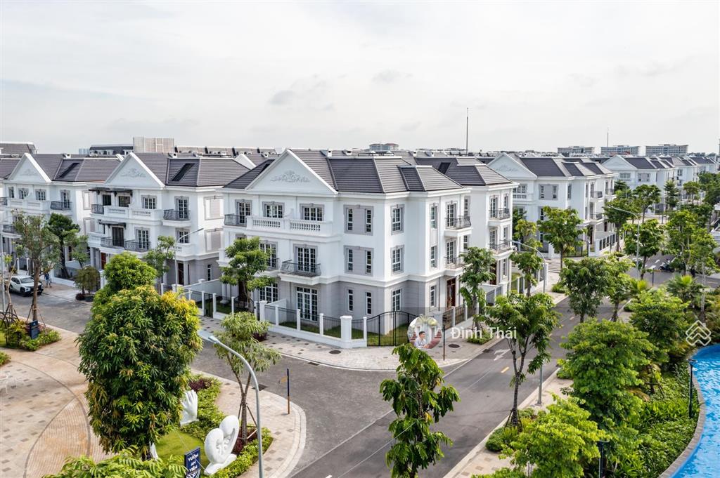 Ngoại giao! căn lk 75m2 tt gia lâm giá 16 tỷ. trục đường nối cụm tiện ích eurowindow twin park