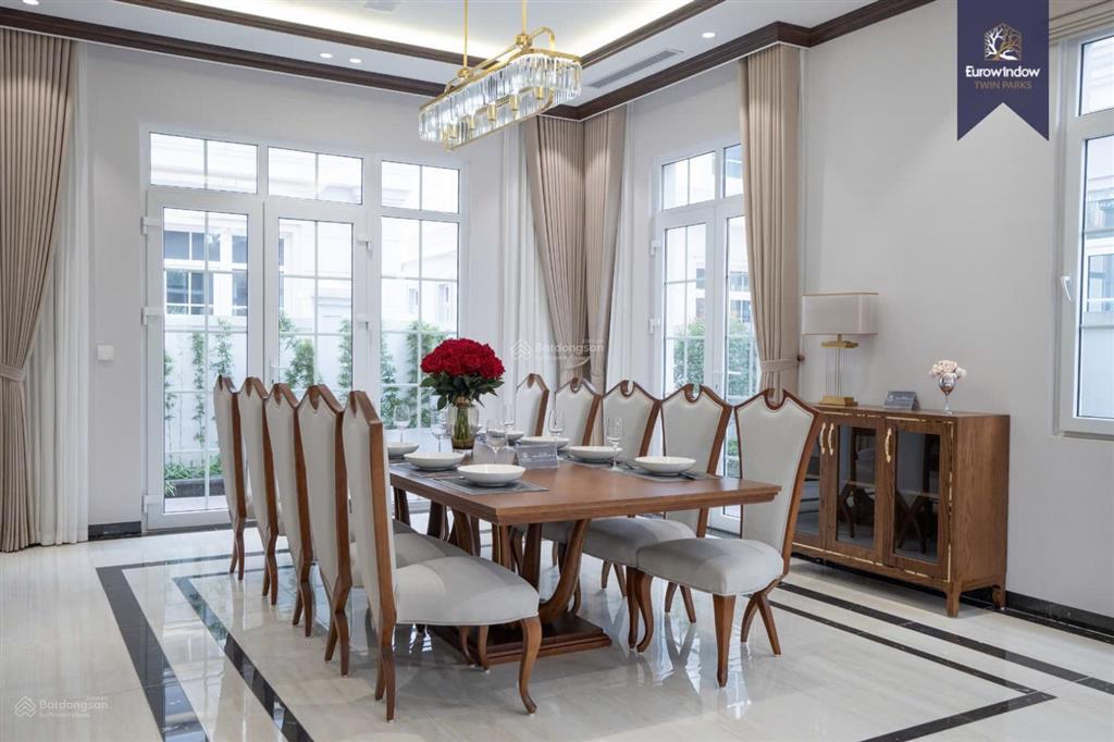 Độc quyền! bán bt góc eurowindow twin park 357m2 mặt tiền 11m view công viên giá chỉ 40.8 tỷ có tl