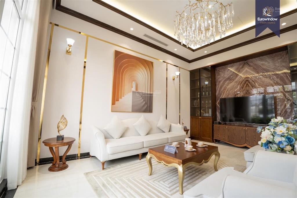 Độc quyền! bán bt góc eurowindow twin park 357m2 mặt tiền 11m view công viên giá chỉ 40.8 tỷ có tl