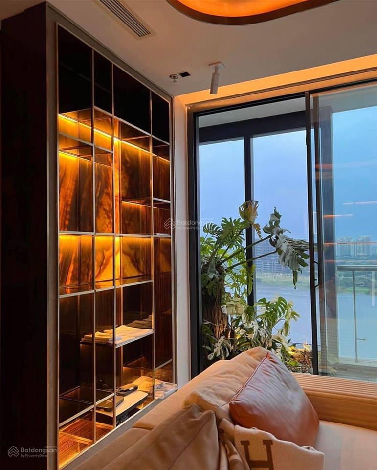 Hot! bán ch siêu vip 4pn*242m2* full nt đẹp toà a4 dự án vin ba son giá 110 tỷ có tl, ở + đầu tư