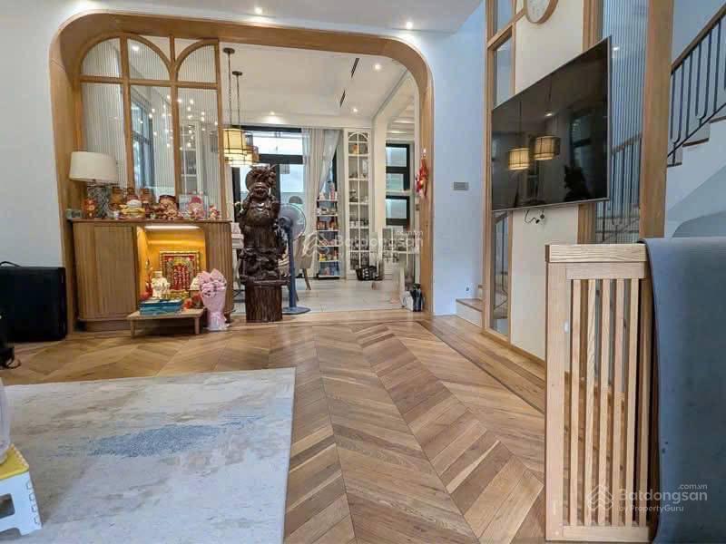 Hot! cho thuê villa 5pn* 250m2* full nội thất phân khu vic dự án vin ba son giá 180tr/tháng ở ngay