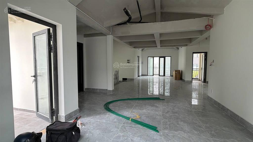 Chính chủ gửi cho thuê bt vic 225m2*5t dự án vin ba son giá 180tr/tháng cơ bản, ở ngay + kinh doanh