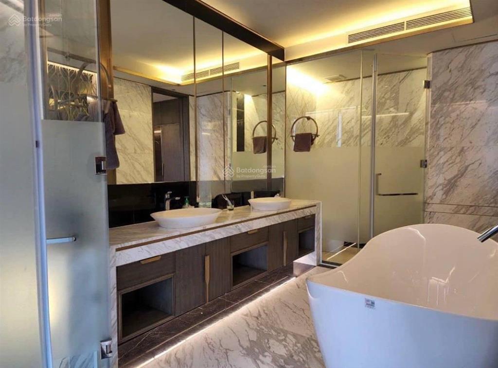 Hiếm! bán căn góc 4pn*160m2 tầng cao view đẹp tòa a1 dự án vin ba son giá 56,x tỷ, ở + đầu tư ngay