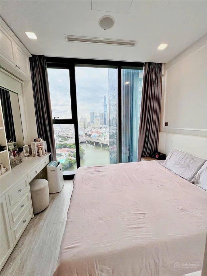 Bán nhanh ch 2pn*68m2 toà a2 dự án vinhomes ba son giá 14,2 tỷ có tl, full nt, sẵn sổ, ở + đầu tư