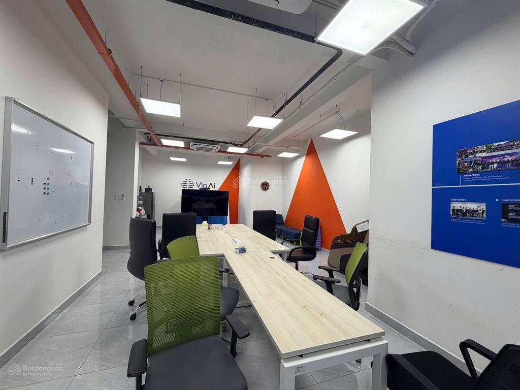 Vip! bán bt vic 225m2*5 tầng view sông dự án vinhomes ba son giá 300 tỷ, sẵn sổ, ở + kinh doanh vp