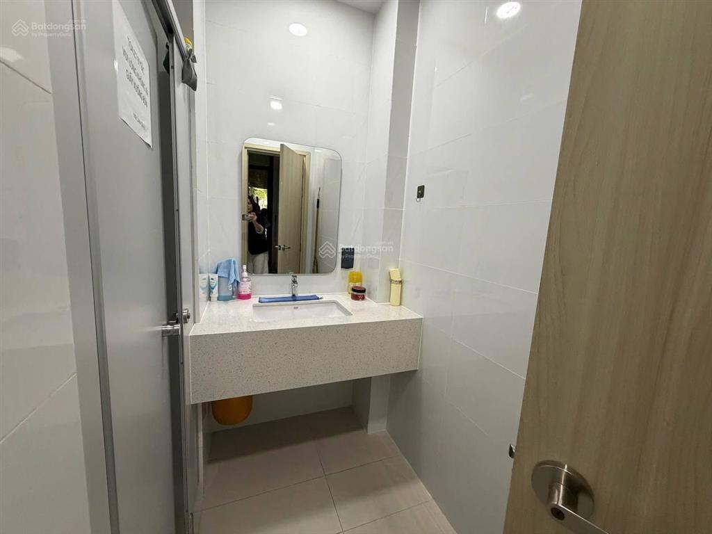 Vip! bán bt vic 225m2*5 tầng view sông dự án vinhomes ba son giá 300 tỷ, sẵn sổ, ở + kinh doanh vp