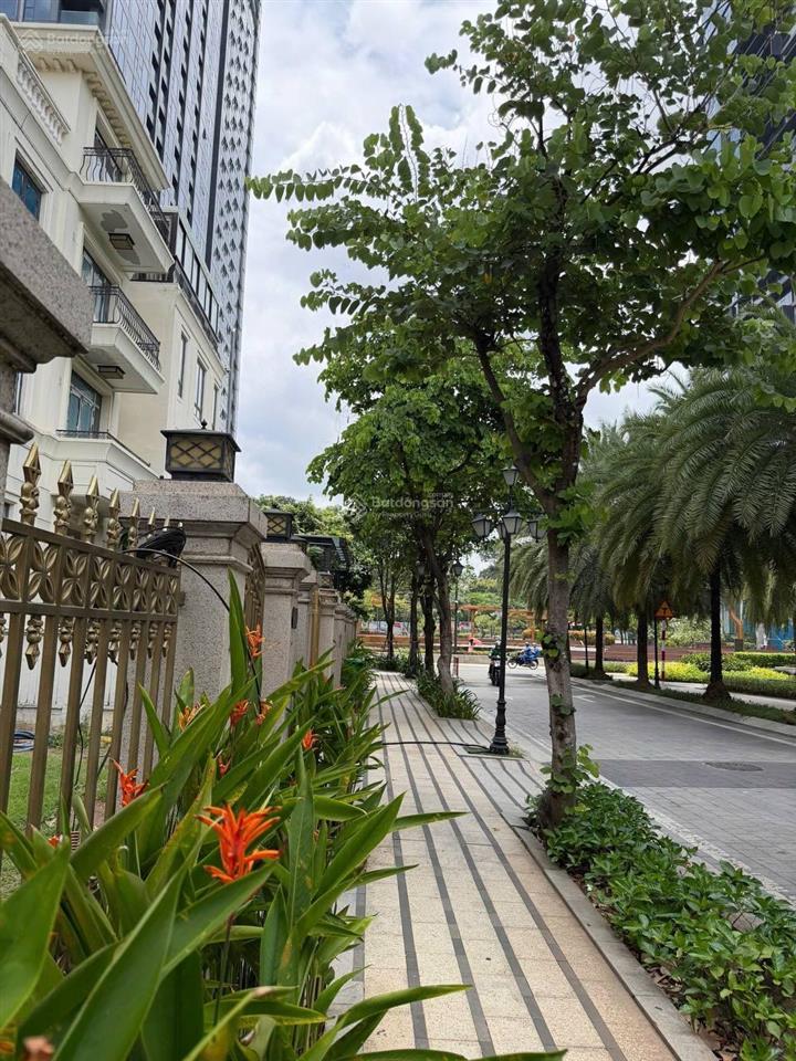 Mới! cho thuê bt vic 225m2 dự án vinhomes ba son giá 210tr/tháng có tl, nhà thô hoàn thiện lâu dài