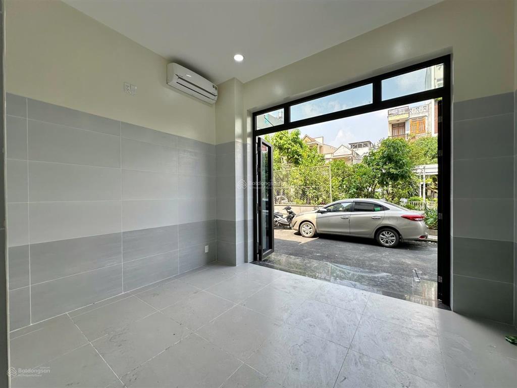 Cho thuê kiot  vừa ở vừa kinh doanh được ngay sau đại học công thương  tây thạnh  lê trọng tấn