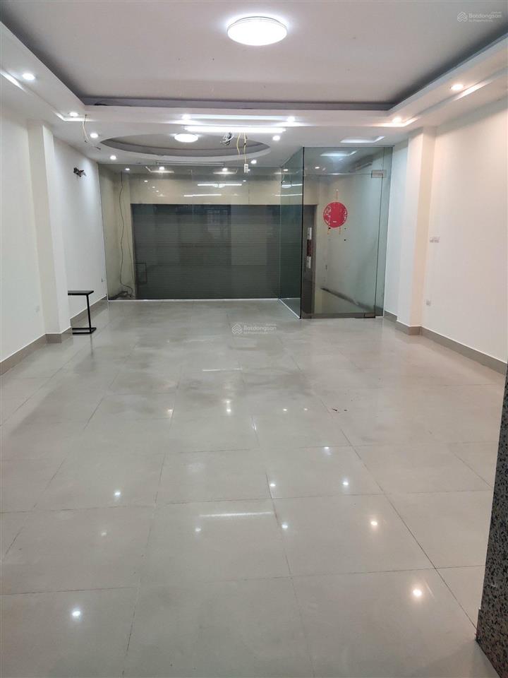 Chính chủ đăng tin cho thuê mặt bằng kinh doanh tại 235 phố đội cấn. 55m2, giá 20 triệu/ tháng