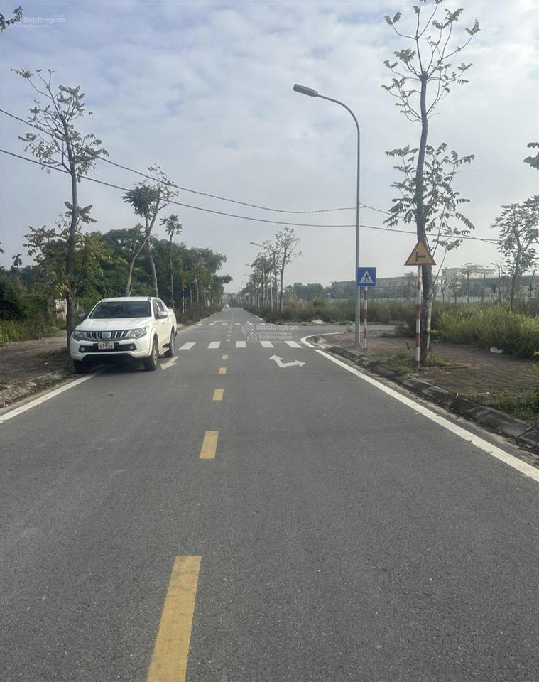 Bán nhanh lô đất đấu giá ngọc mỹ, quốc oai, hà nội  sắp trở thành trung tâm giáo dục