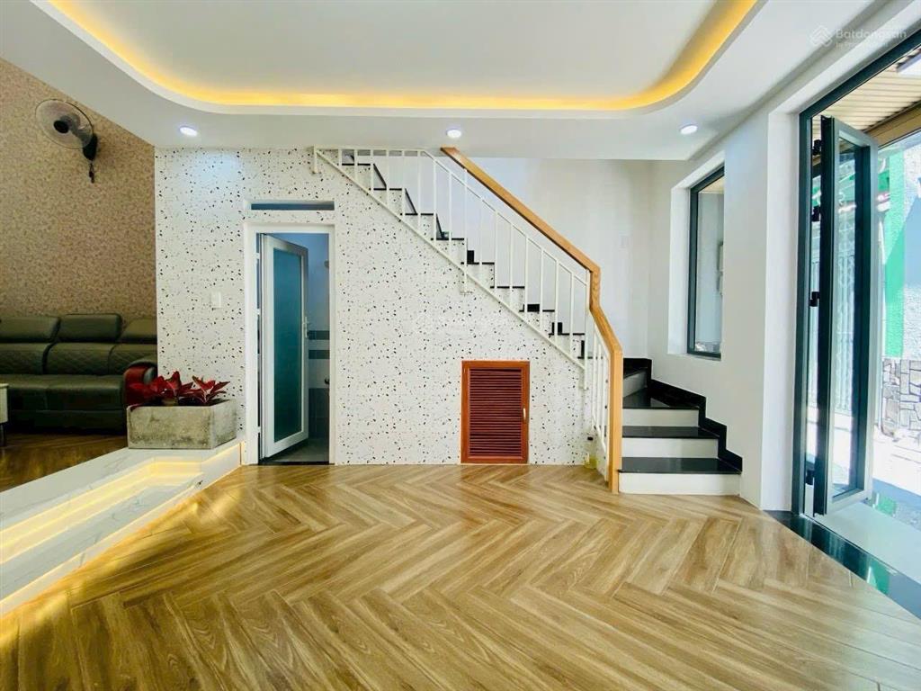 Bán nhà đường số 18 gò vấp  chính chủ thoải mái thương lượng