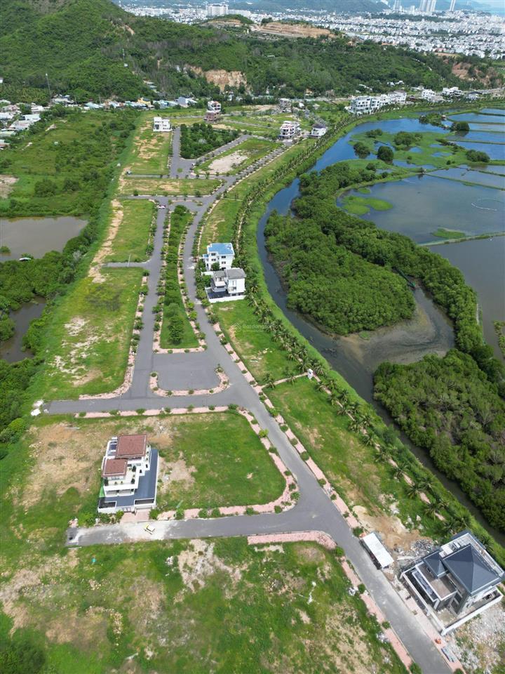 Bán đất nền dự án tại khu đô thị ven sông tắc, 30tr/ m2, 280m2, view đẹp giá ngộp