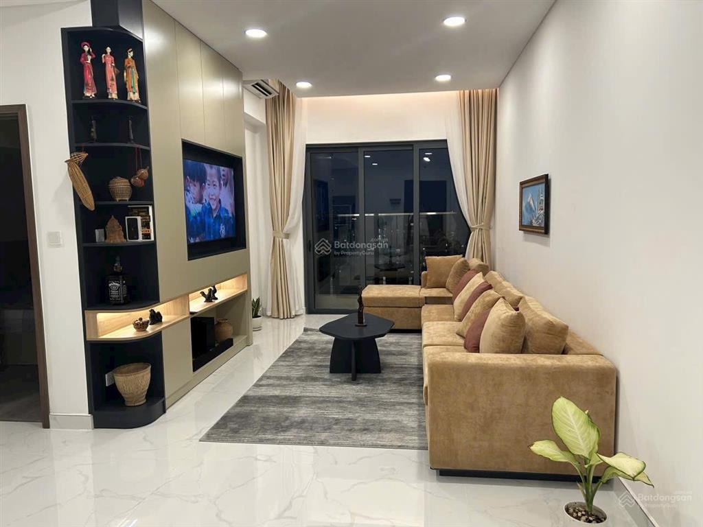 Chính chủ bán căn hộ 3pn, 2wc, 83m2 tại res green tower, tân phú,sổ sẳn giá chỉ 5tỷ2