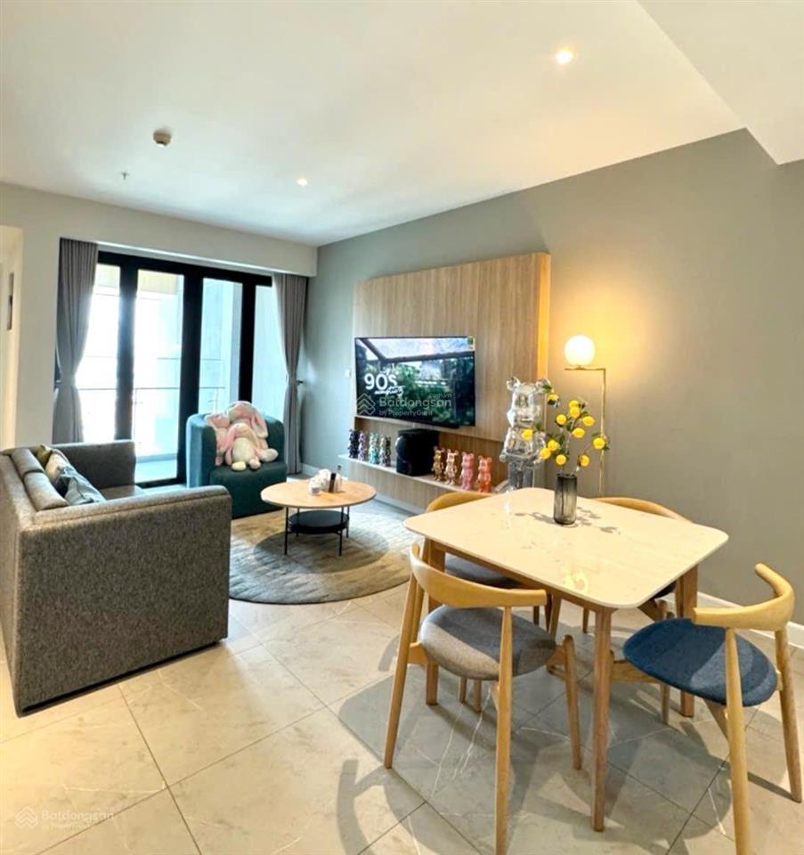 Chính chủ bán gấp cc zenity, 12 tỷ, 95m2, 2pn, 2wc, q.1, sổ hồng sẳn công chứng