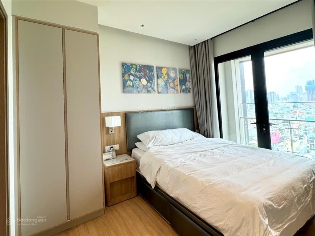 Chính chủ bán gấp cc zenity, 12 tỷ, 95m2, 2pn, 2wc, q.1, sổ hồng sẳn công chứng