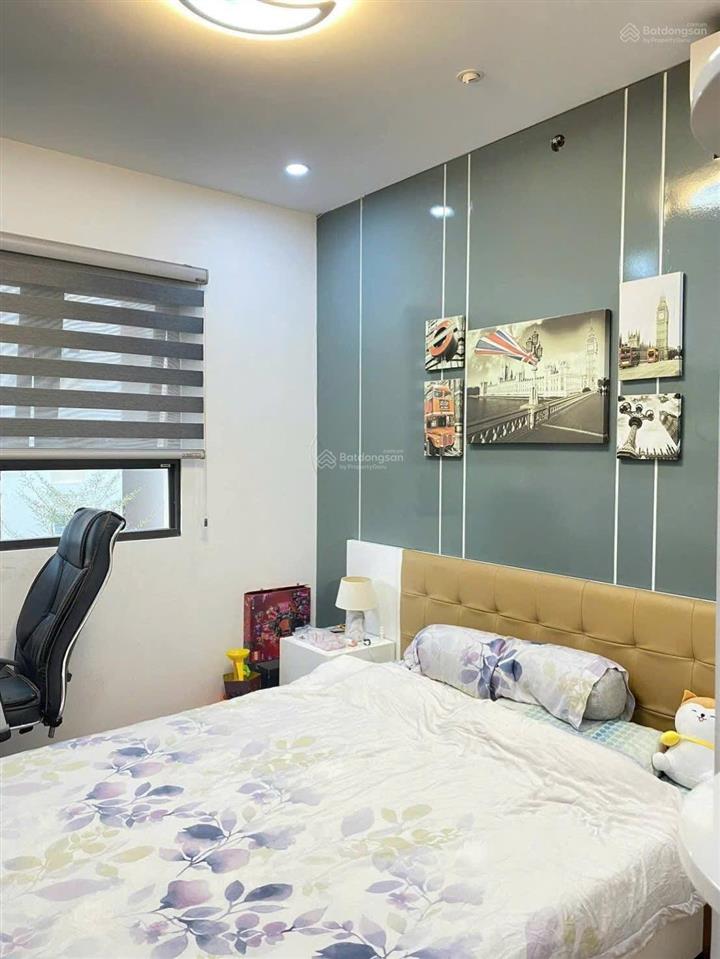 Chính chủ kẹt tiêng bán gấp cc hà đô 80m2 2pn 2wc giá 5ty050 sổ sẳn