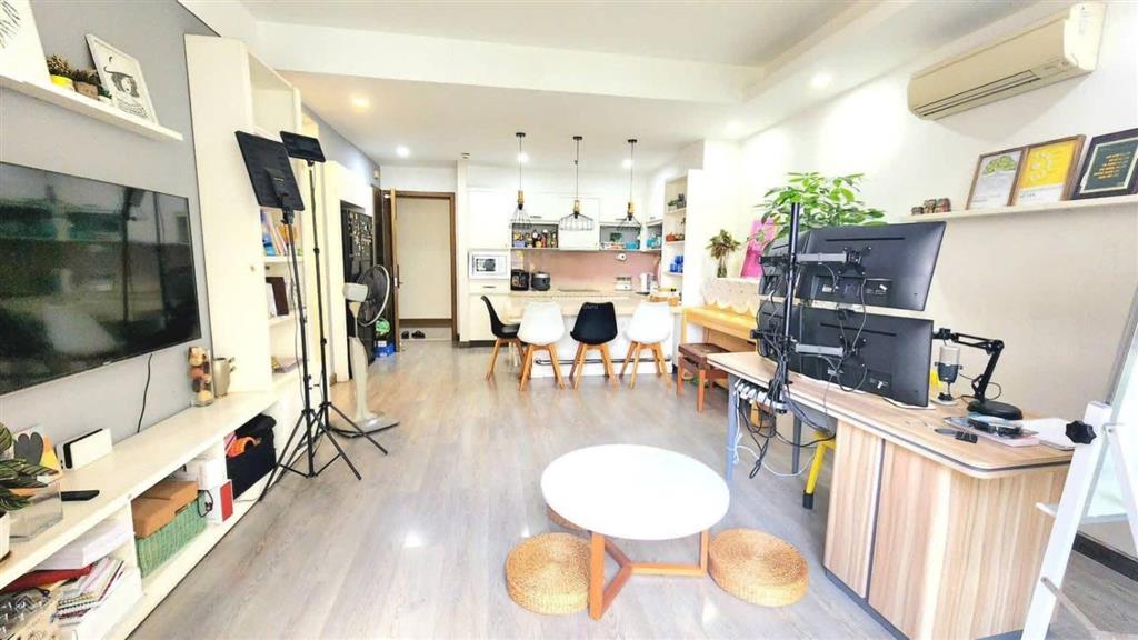 Căn hộ cc ruby  celadon city, giá cực chất 4 tỷ, 70m2, 2pn, 2wc ở tân phú, hcm