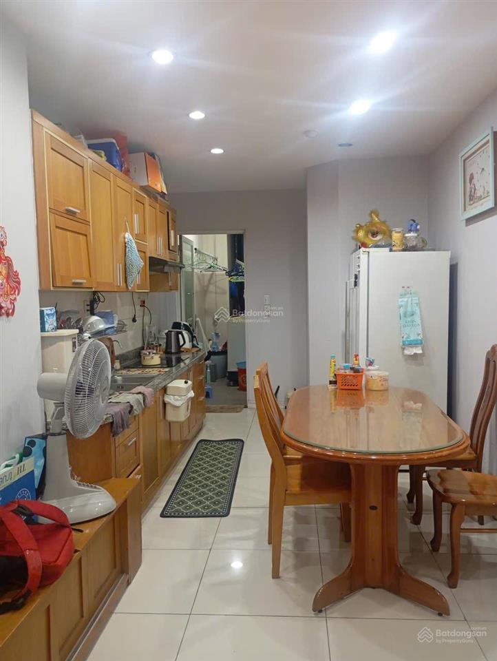 Cho thuê cc cộng hòa plaza 3pn giá 14tr ở liền