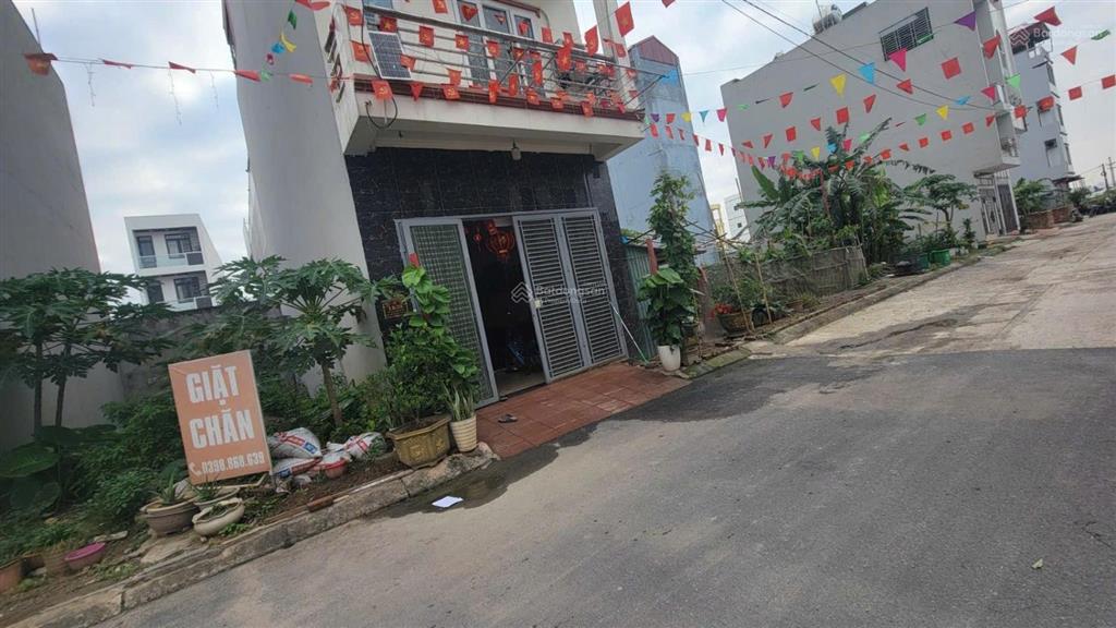 Bán mấy lô đất tại đấu giá đình quảng  mỹ hưng thanh oai .ngay sát trụ sở cơ quan cs điều tra bca