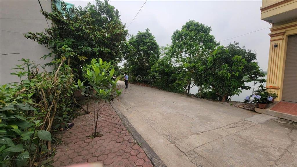 L đất đấu giá đẹp view hồ, 02 thoáng tại đấu giá tê quả  tam hưng tp hà nội