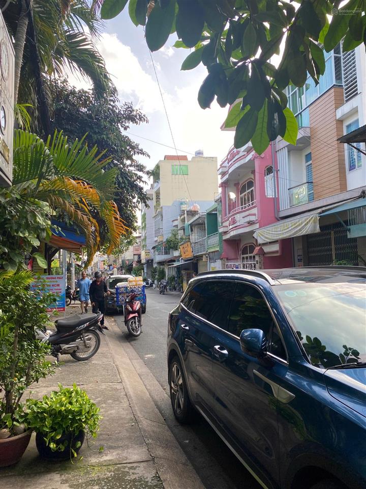 Bán nhà mặt tiền kinh doanh đường tam đảo, p. 15, quận 10, 5x15m, 4 tầng, 12 tỷ bớt lộc