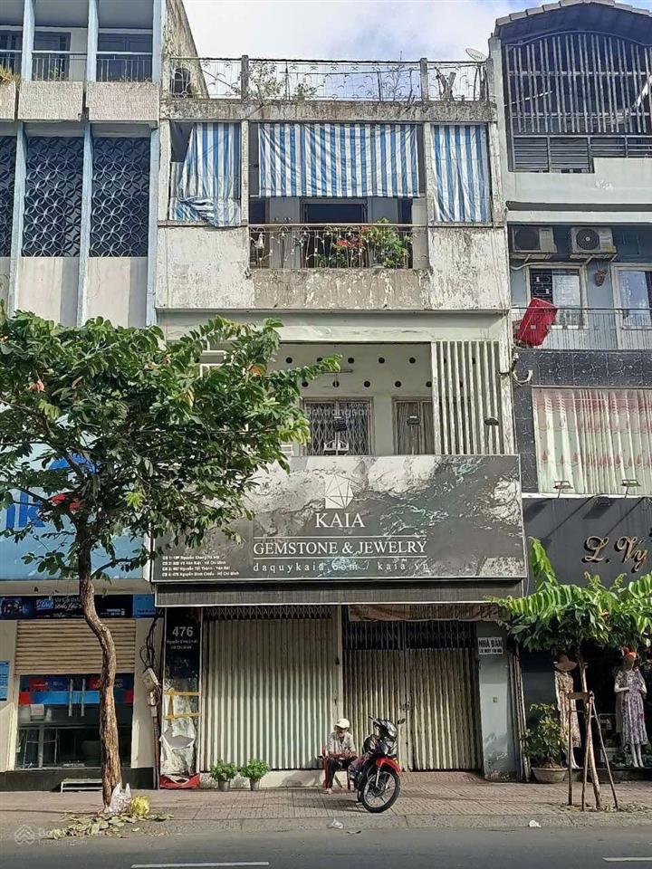 Bán nhà mặt tiền hồ biểu chánh , p.11 , phú nhuận , dt  6.5x22m , 160m2 , 2 tầng , giá 20 tỷ tl