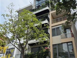 Bán căn nhà tđc phố trạm 58/62m2 mt 4,5 xây 7 tầng thang máy full nt. vỉa hè ô tô tránh kd. 26,5 tỷ