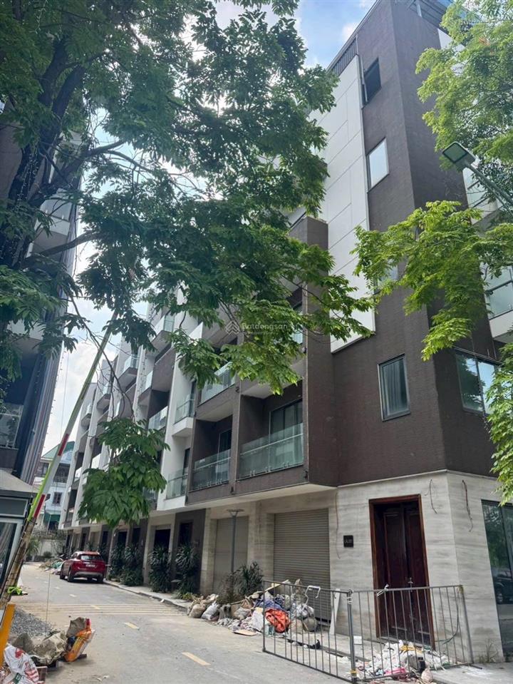 Liền kề hdmoon long biên, 1 căn hiếm có xây thô. 75m2 mt 7,5m giá 28 tỷ có thương lượng