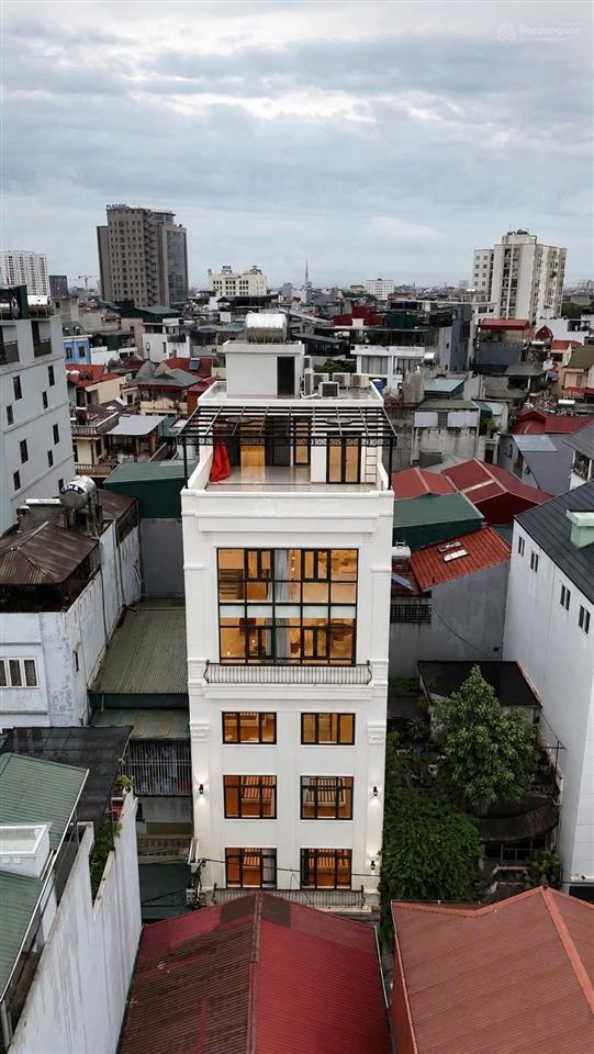 Siêu phẩm nguyễn sơn, long biên 8 tầng thang máy full nội thất. ảnh thật 100%. 91m2 mt 7,65m.38,8ty