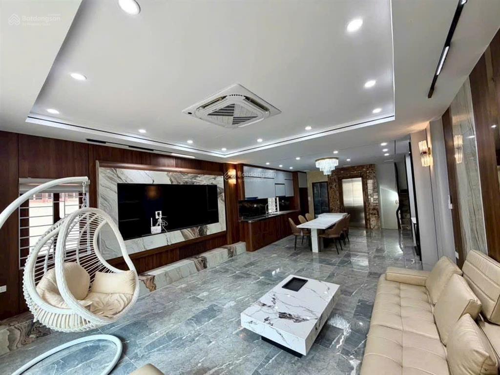 Nhà bát khối long biên, s 80m2 mt 5m căn góc 8 tầng full đồ. 20,5 tỷ có tl