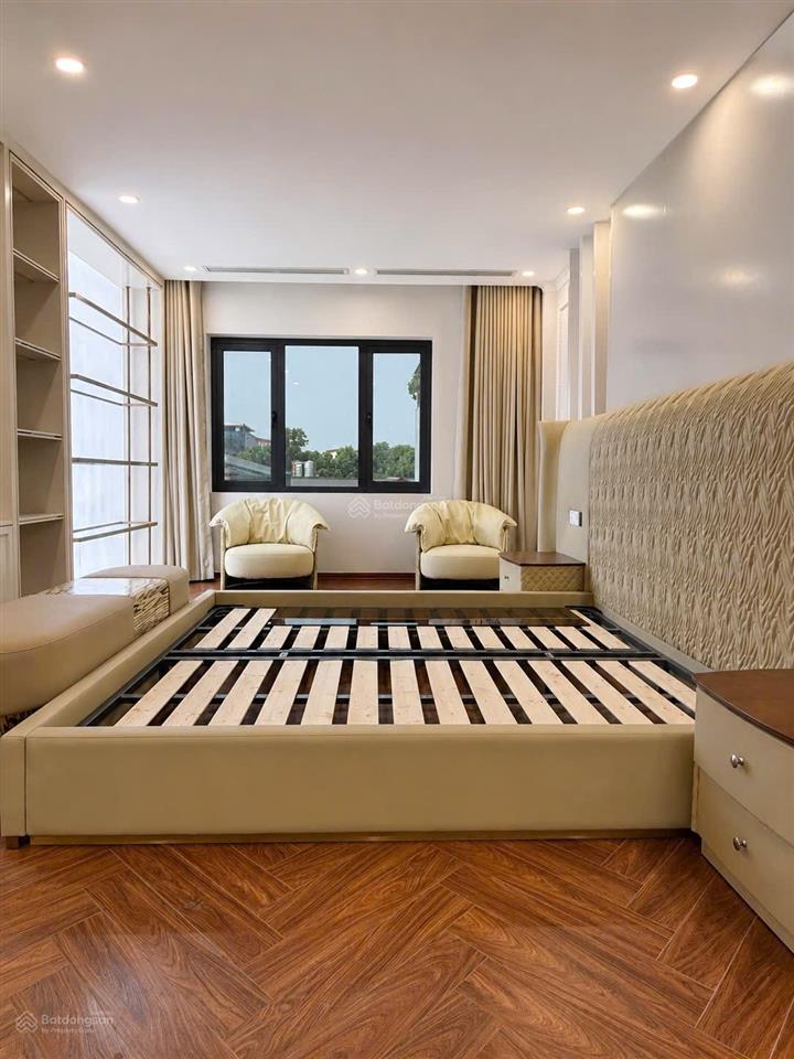 Siêu phẩm nguyễn sơn, long biên ô tô tránh. 91m2 mt 7,5m 8 tầng thang máy full nội thất. 38,6 tỷ