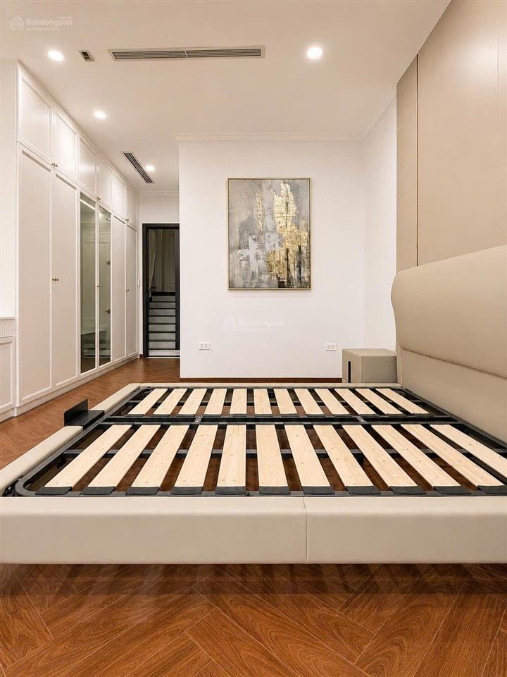 Siêu phẩm nguyễn sơn, long biên ô tô tránh. 91m2 mt 7,5m 8 tầng thang máy full nội thất. 38,6 tỷ