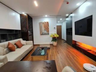 Chính chủ bán ch (3n  2vs). dt 95m2. giá 7,9 tỷ. đc goldsilk complex, vạn phúc. full nội thất.