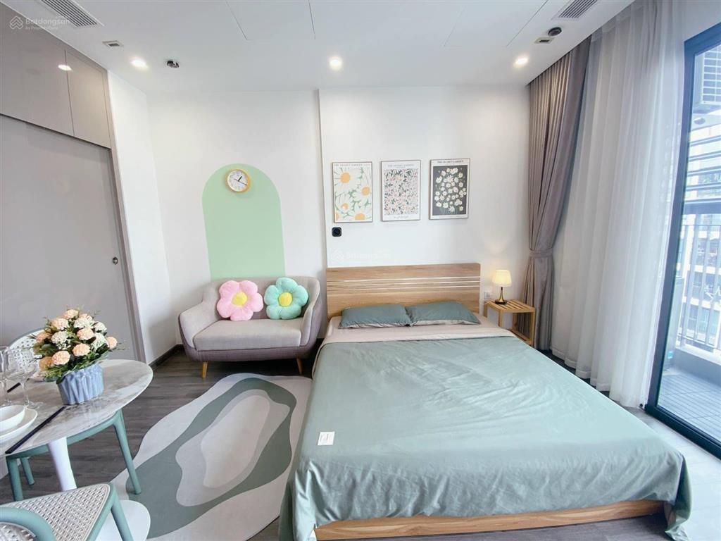 Chính chủ bán ch 70m2 (2pn 2vs). giá 6,3 tỷ. đc mỹ đình plaza 2 số 2 nguyễn hoàng. nội thất đầy đủ
