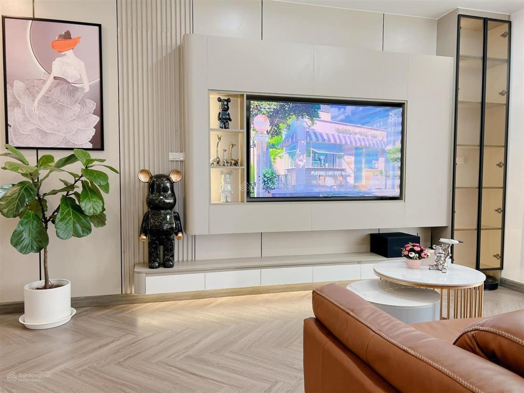 Bán căn hộ 70m2(2pn 2vs) giá 7,5 tỷ. đc hà nội center point, hoàng đạo thúy, thanh xuân. sẵn sổ