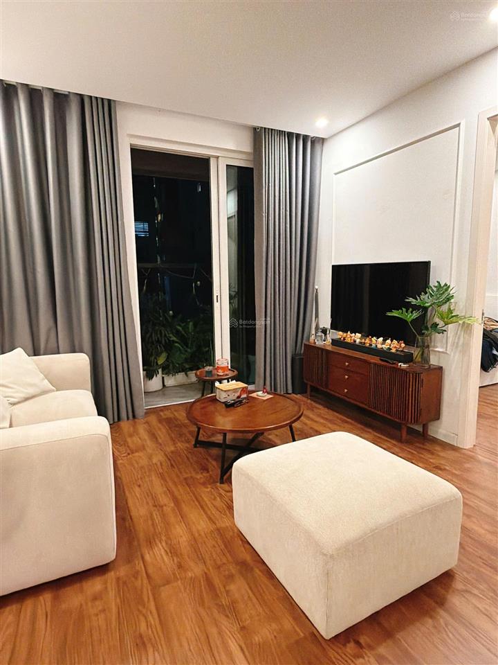 Chính chủ bán ch 2n2vs. dt 76m2. giá 5,9 tỷ. đc hồ gươm plaza, hà đông. full nội thất.