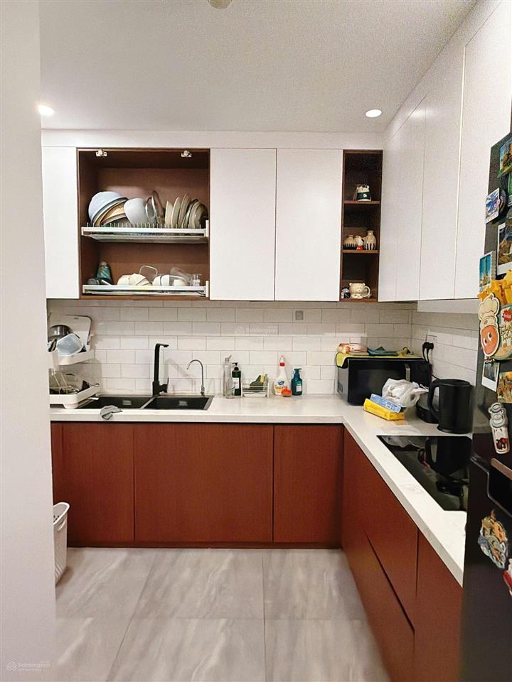 Chính chủ bán ch 2n2vs. dt 76m2. giá 5,9 tỷ. đc hồ gươm plaza, hà đông. full nội thất.