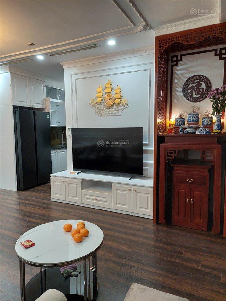 Chính chủ bán ch 6,85 tỷ. 2n  2vs. diện tích 75m2. đc 219 trung kính. full nội thất