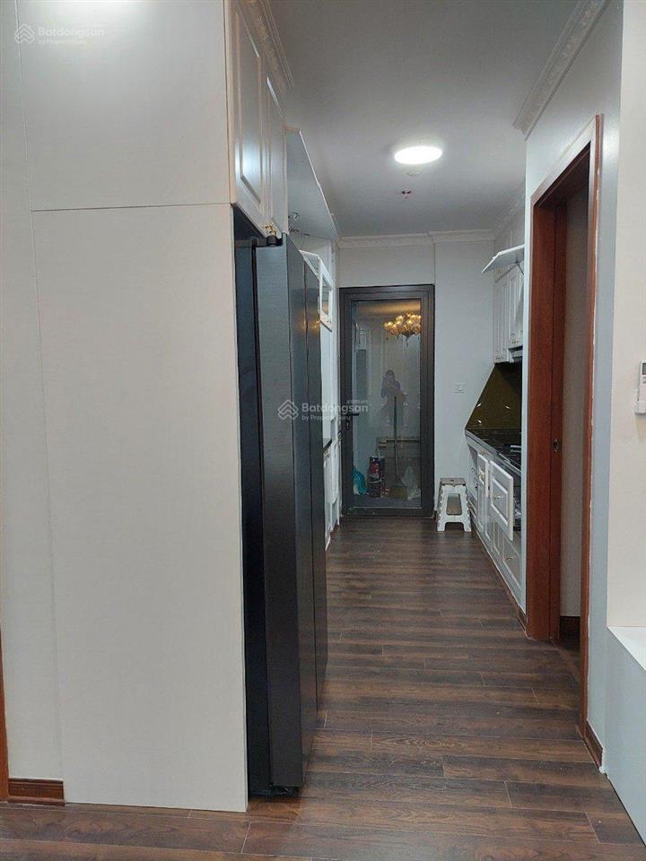 Chính chủ bán ch 6,85 tỷ. 2n  2vs. diện tích 75m2. đc 219 trung kính. full nội thất