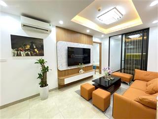 Chính chủ bán ch 2n1vs. dt 60m2. giá 5,9 tỷ. đc center point 110 cầu giấy. nội thất đầy đủ