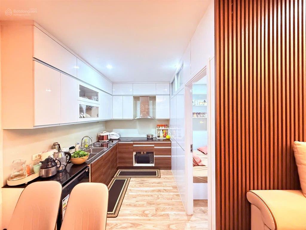 Chính chủ bán ch (3n2vs). dt 102m. giá 7,5 tỷ. đc phú gia residence thanh xuân. full nội thất