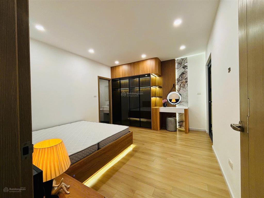Chính chủ bán ch 3pn  2vs. dt 91m2. giá 6,6 tỷ. đc samsora vạn phúc, hà đông. nội thất đầy đủ