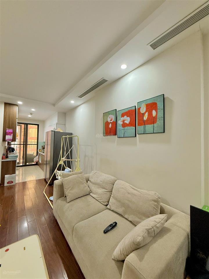 Chính chủ bán căn góc 60m2  (2n2vs). giá 4,4 tỷ. đc samsora vạn phúc, hà đông. full nội thất.