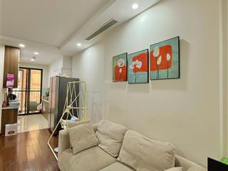 Chính chủ bán căn góc 60m2  (2n2vs). giá 4,4 tỷ. đc samsora vạn phúc, hà đông. full nội thất.
