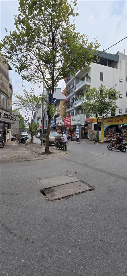 Hàng hiếm, hơn 6 tỷ, ô tô tránh, kinh doanh tại thị trấn văn điển, sát vách kđt pháp vân, hồng hà